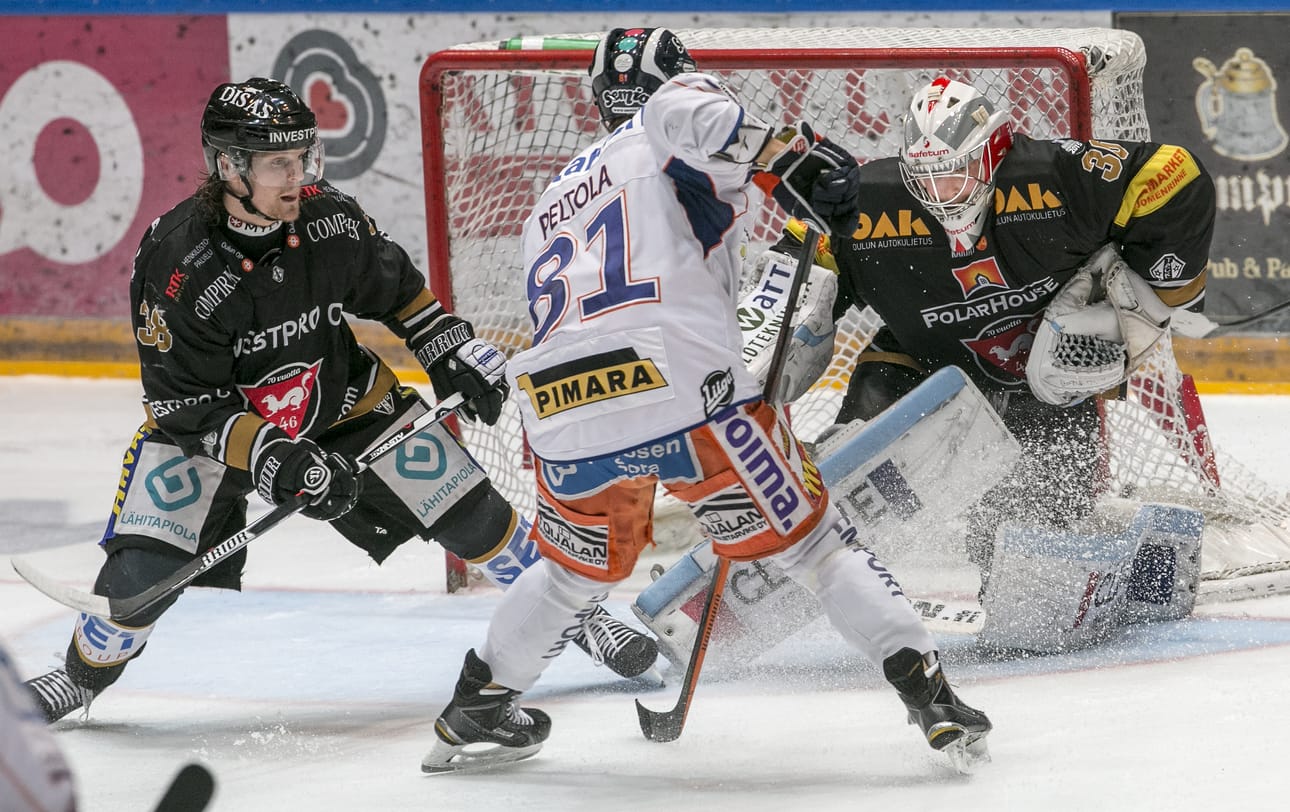 Raksilassa ratkeaa illalla pelaako Liigan finaaleissa Kärpät vai Tappara.