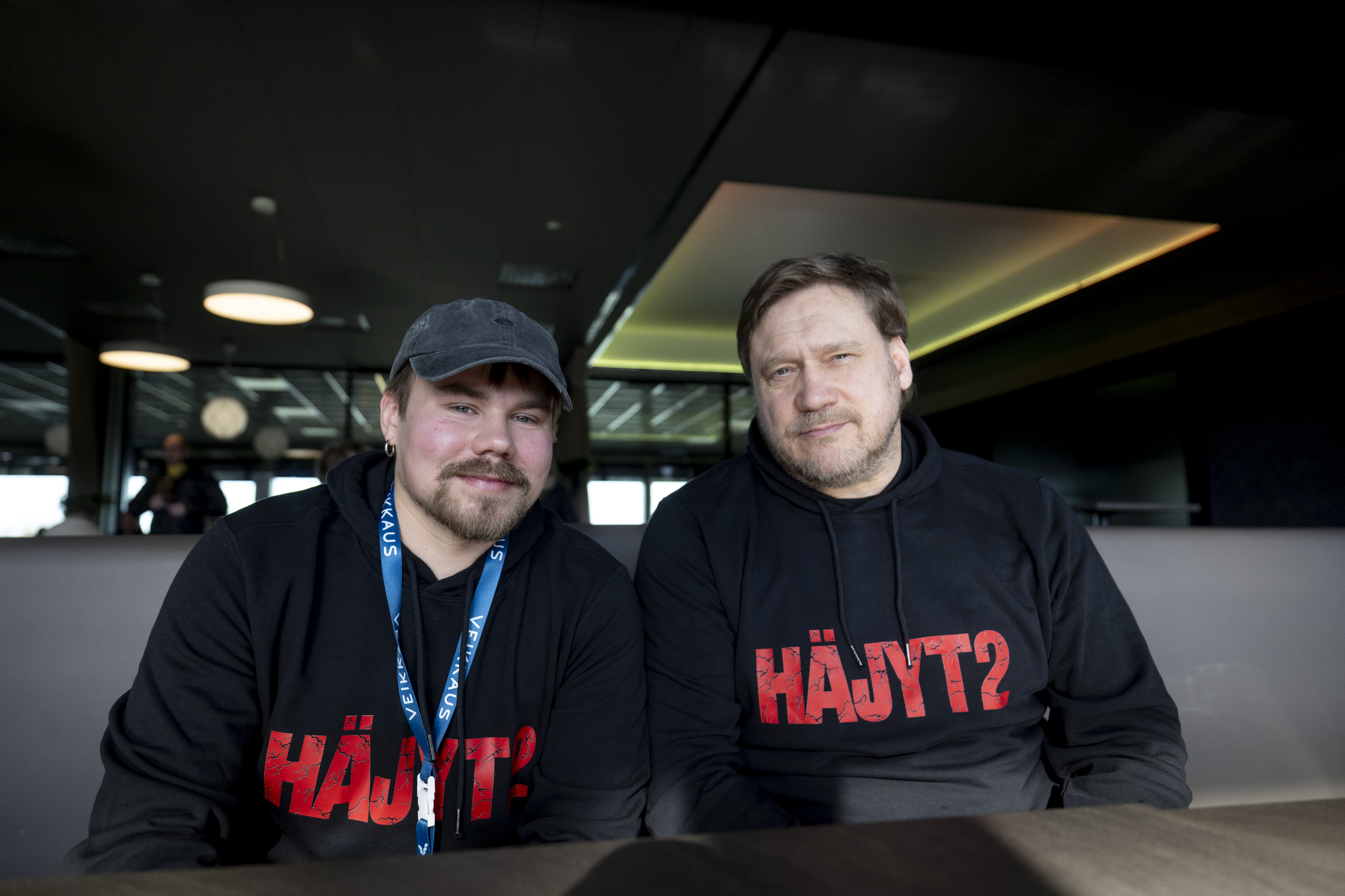 Häjyt 2 -leffan päätähdet ja tuottaja Selin ylistävät lakeuksia kuvauspaikkana – "Tosi hyvältä tuntuu palata tänne"