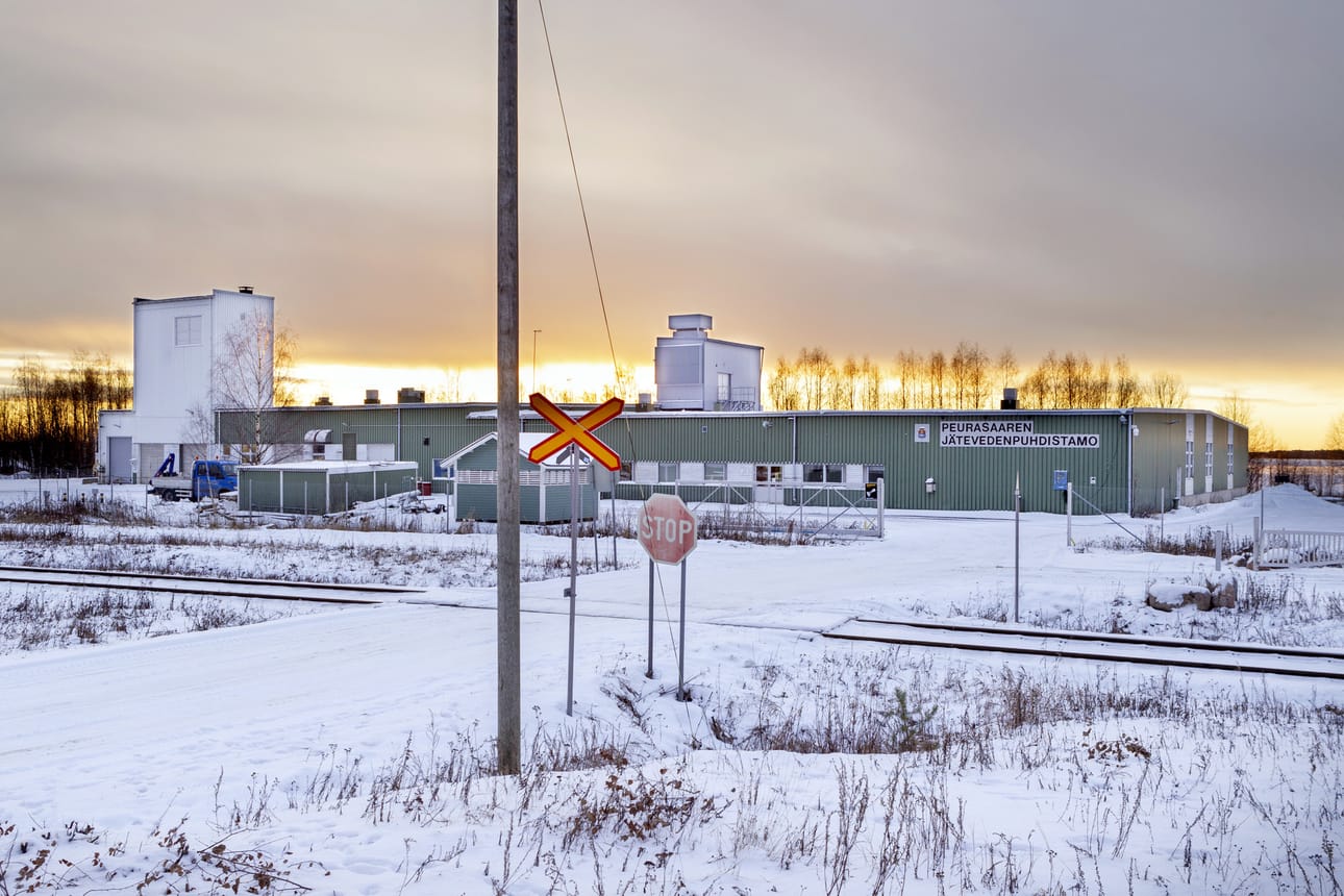 Oulun Energia Kenve oy:n pitäisi joka tapauksessa uusia Kemin Peurasaaressa sijaitseva jätevedenpuhdistamonsa, joka on valmistunut vuonna 1982.