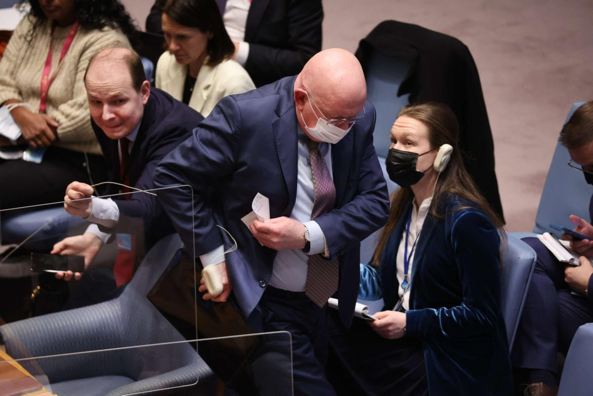 Venäjän YK-suurlähettiläs Vasili Nebenzia väittää ruokakriisin johtuvan länsimaiden Venäjälle asettamista pakotteista. LEHTIKUVA / Getty Images / AFP