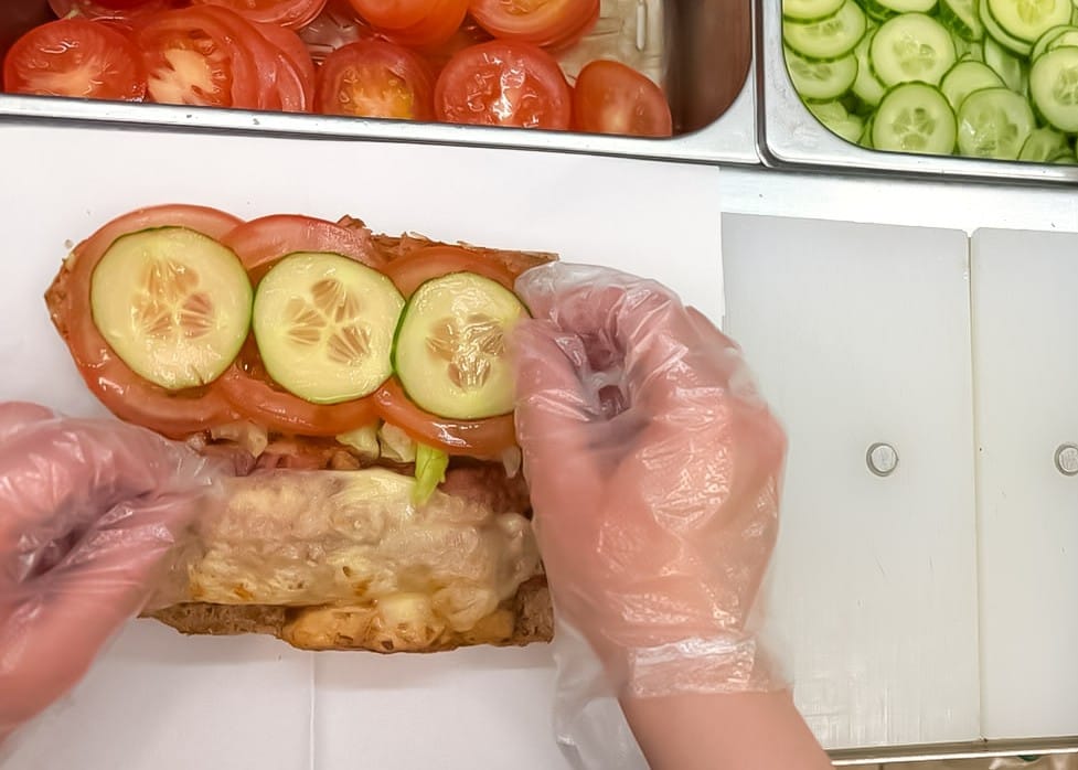Subwaylla asiakas voi rakentaa ateriansa omien valintojensa mukaan ja lisätä halutessaan proteiinin määrää.