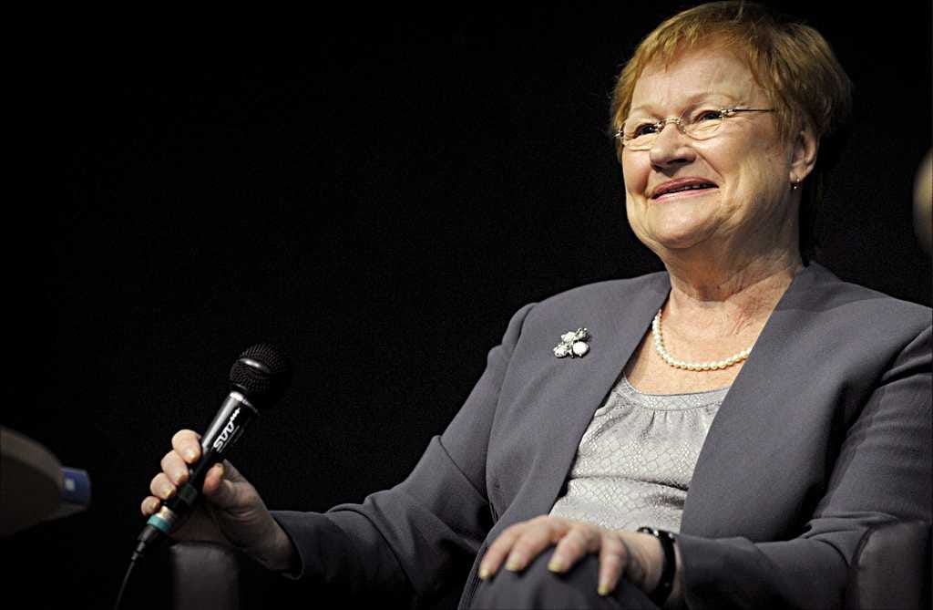 Presidentti Tarja Halonen toivoo kansalaisilta rohkeutta puolustaa rasismin uhreja.