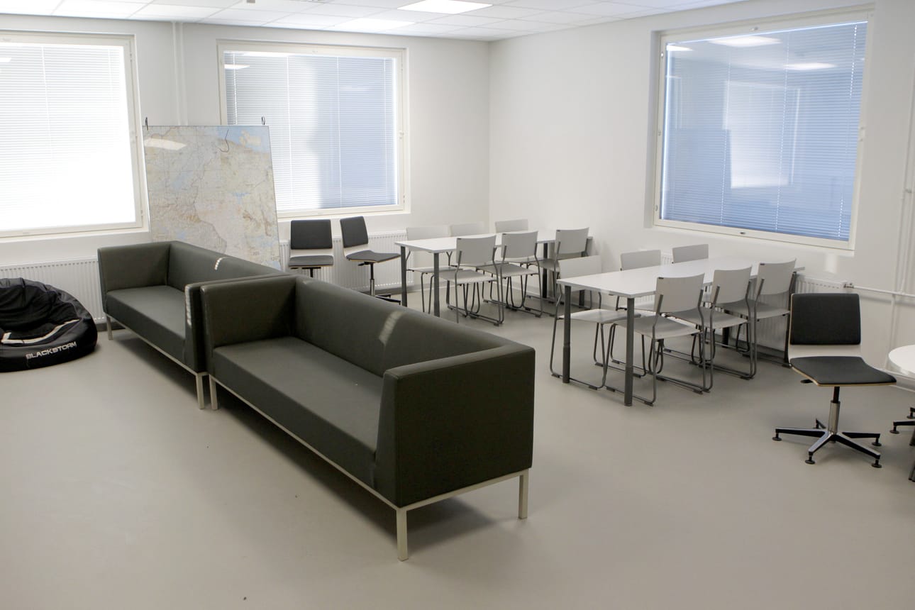 Ivalon uudella kasarmilla on myös vapaa-ajanviettotilat varusmiehille.