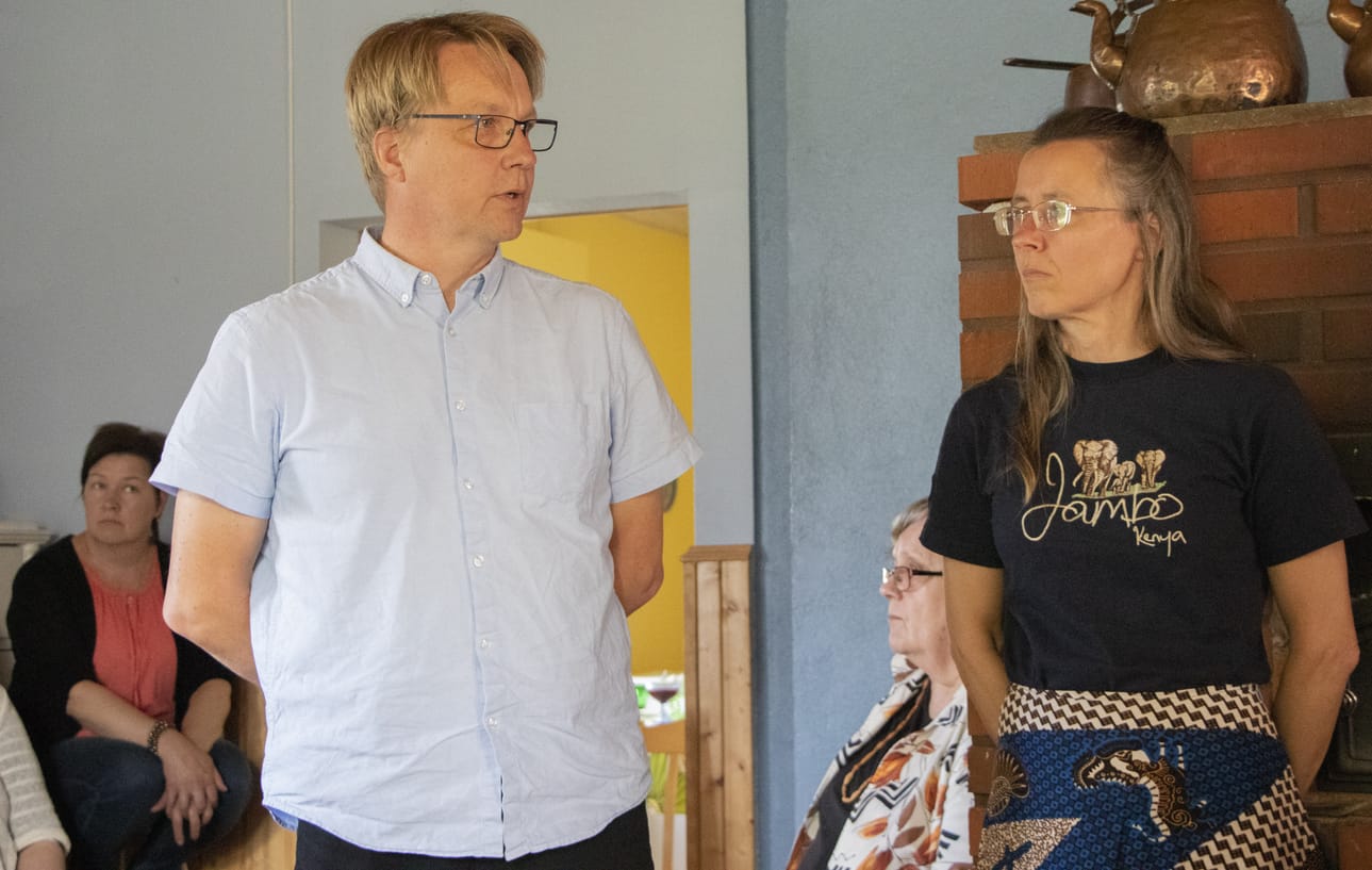 Muun muassa Siikalatvan seurakunnan nimikkolähetteinä Keniassa toimivat Jorma Ja Satu Arkkila kertoivat lähetyskenttäkuulumisia.