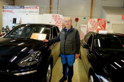 Suomalaiset hakevat käytetyt autot nyt edullisesti Ruotsista – Suomen autoverosta ja muista kuluista huolimatta hyvin varusteltujen autojen tuonti on kannattavaa