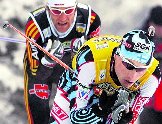 Ronny Ackermann sai katsella takaa Hannu Mannisen menoa Oberhofissa.