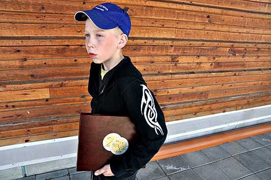 Kolikoiden leimakiilto, värit ja niiden eri metallilaatuihin pakotetut hienot kuvat ovat se juttu, joka on Sami Nyyssösen rahakeräilijäksi mukaansa temmannut. Eurokolikot kulkevat kätevästi salkussa.