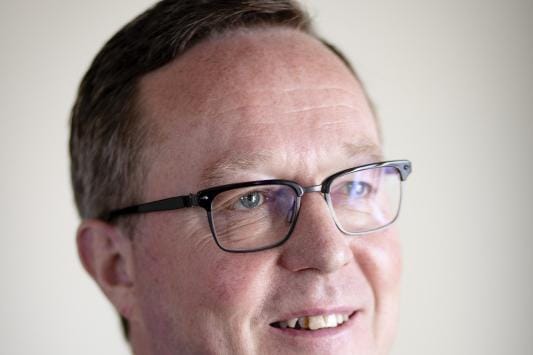 Esko Lehtimäen mielestä Mika Lintilän kokemusta olisi tarvittu valtiovarainministerin tehtävässä jatkossakin. KUVA: JOEL MAISALMI