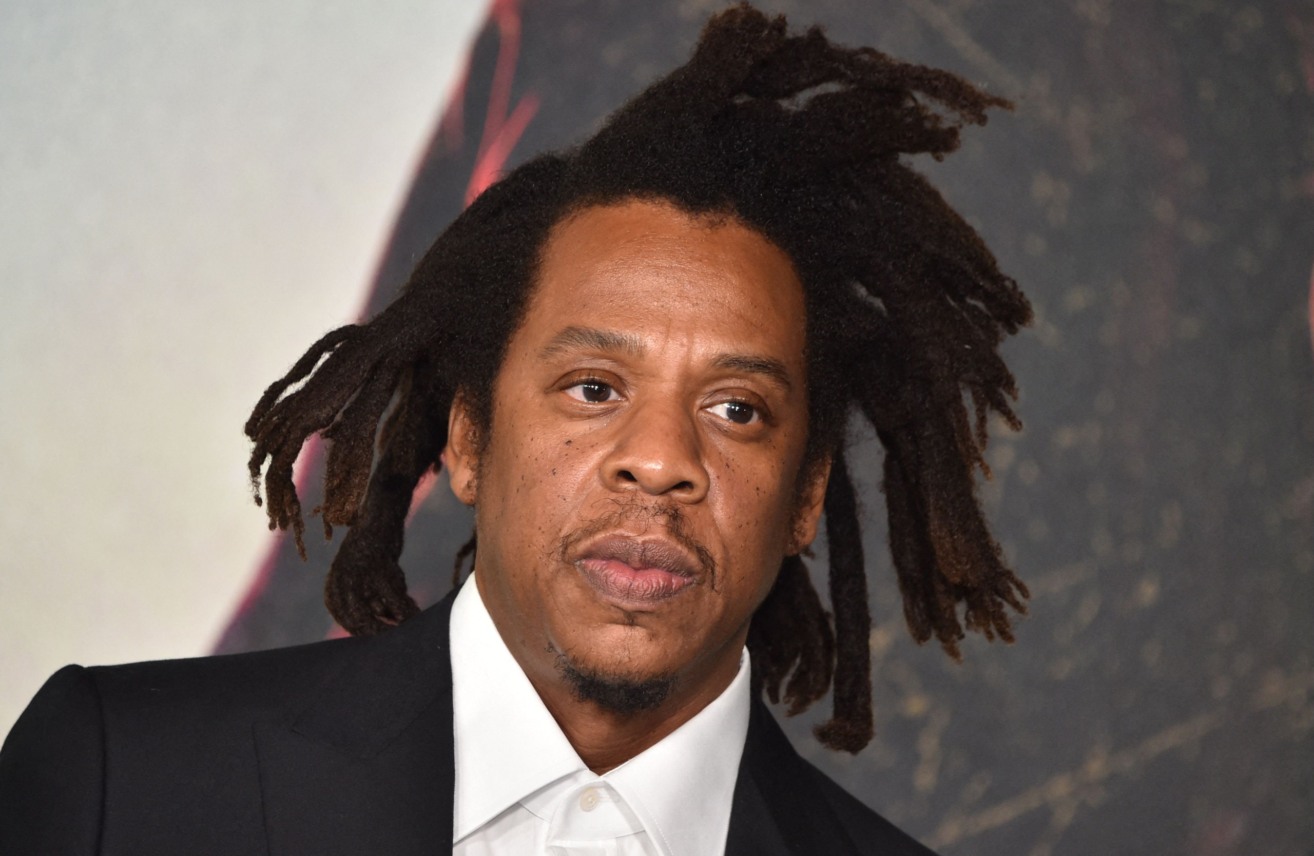 Räppäri Jay-Z:tä ja hiphopmoguli Sean "Diddy" Combsia raiskauksesta syyttänyt nainen veti kanteensa pois