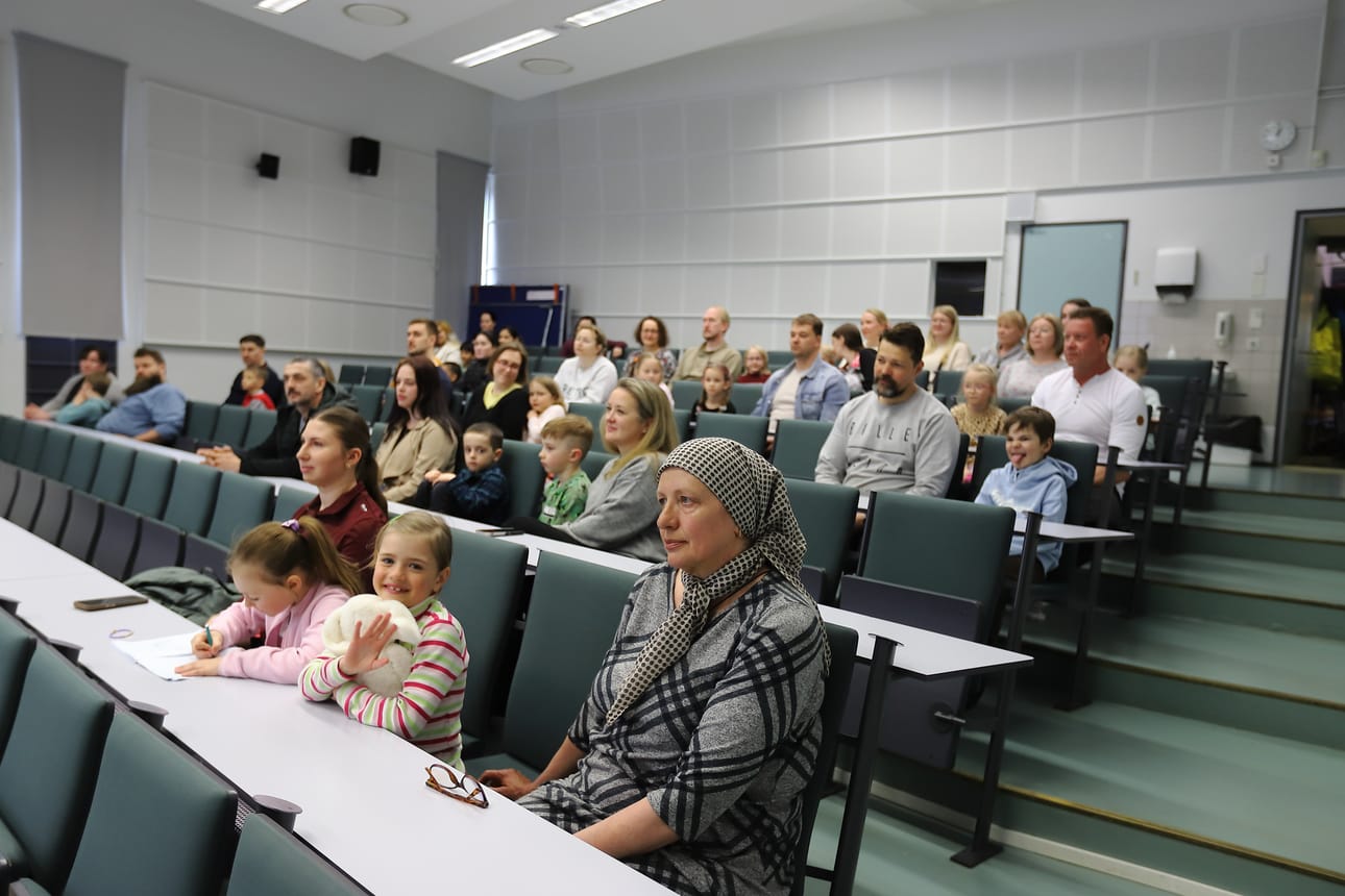 Koivuluodon koulun Seminaarin kampukselle tulee elokuussa parikymmentä ekaluokkalaista, joista vähän yli puolet puhuu äidinkielenään suomea.
