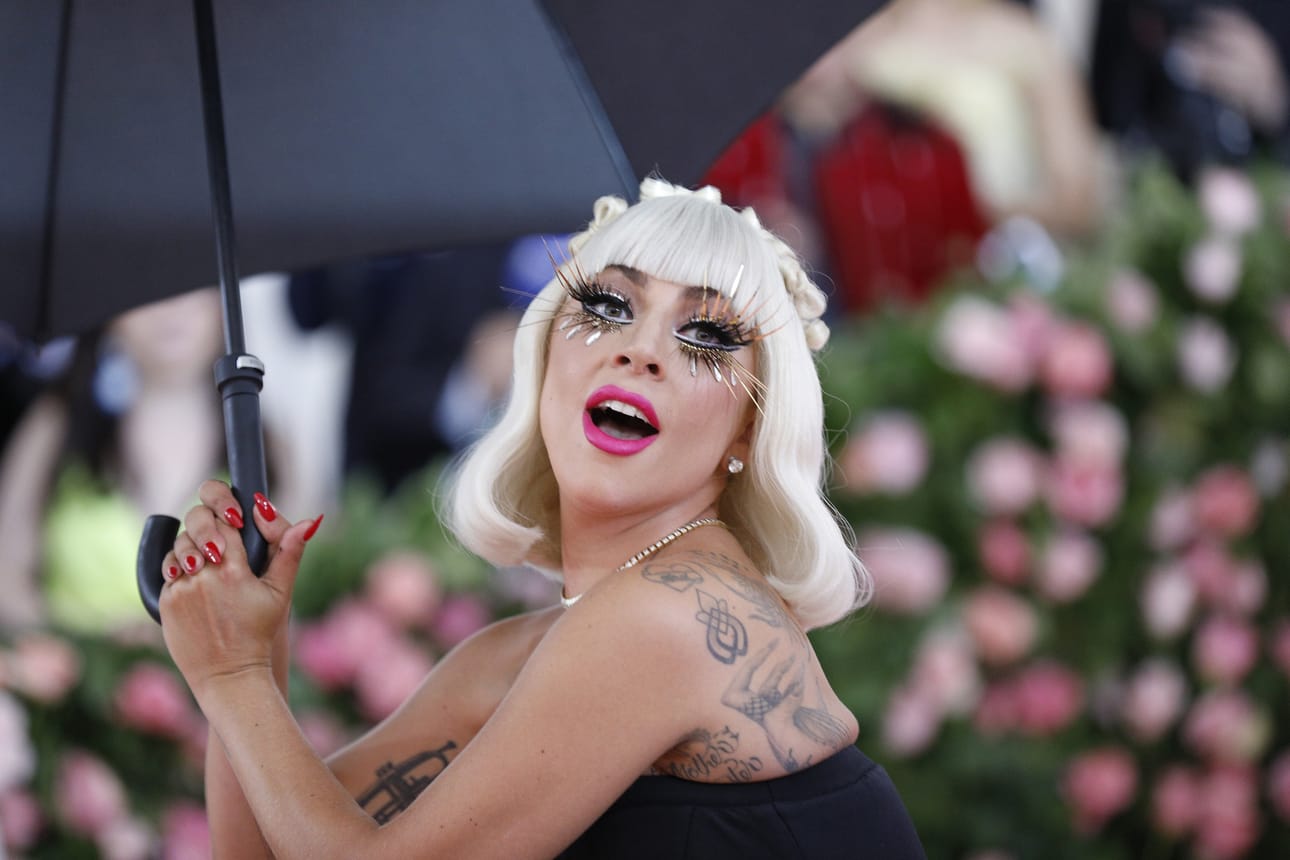 Lady Gaga haluaa hyväntekeväisyystempauksellaan tukea kamppailua koronaviruspandemiaa vastaan.