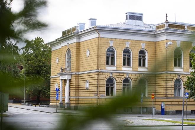 ◀ Vaasan lyseon lukiossa arvosanojen korottajien määrä on tähän saakka lisääntynyt maltillisesti, mutta keväällä tilanteen odotetaan muuttuvan. KUVA: JARNO PELLINEN