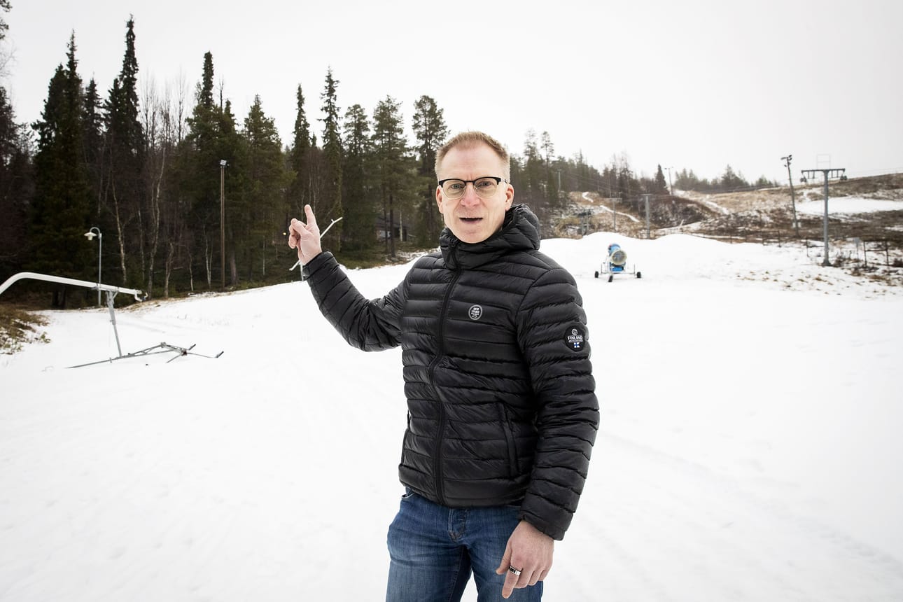 Salla Ski Resortin toimitusjohtaja Kari Koskimaa perherinteessä. Arkistokuva.