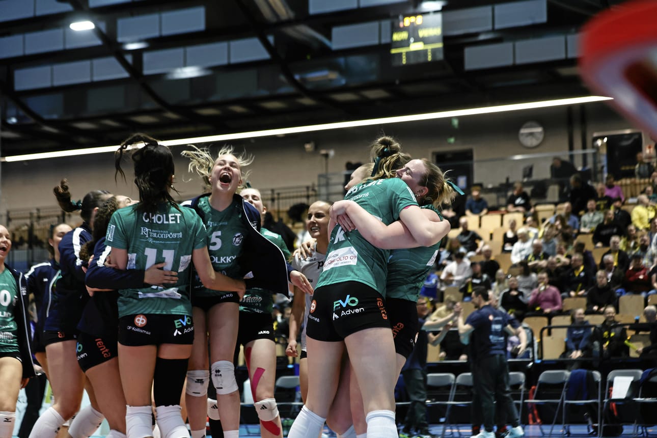 Pölkky Kuusamo venyi kolmannen finaaliottelun voittoon Kuopiossa.