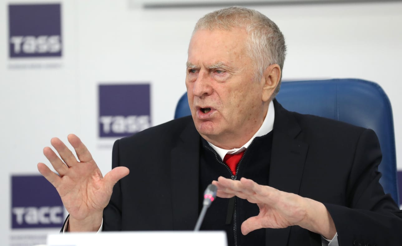Venäläistietojen mukaan varhainen nationalistipoliitikko, länttä ja Suomeakin vastaan esiintynyt Vladimir Zhirinovski olisi kuollut. Toisten venäläistietojen mukaan näin ei olisi. Kuva on otettu 20.9.2021.
