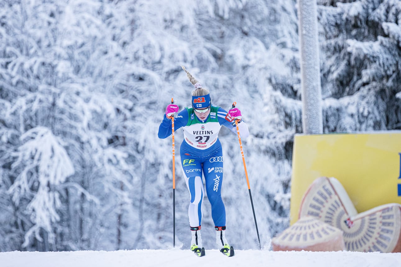 Jasmi Joensuu sivakoi Rukan sprintissä neljänneksi.