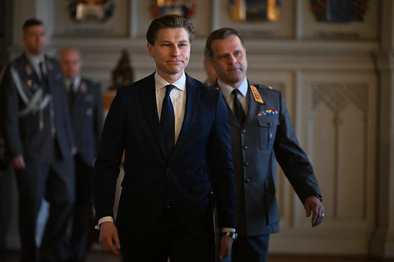 Puolustusministeri Antti Häkkäsen mukaan aseteknologian kehittyminenkin puoltaa jalkaväkimiinojen tarpeellisuuden arvioimista uudelleen.