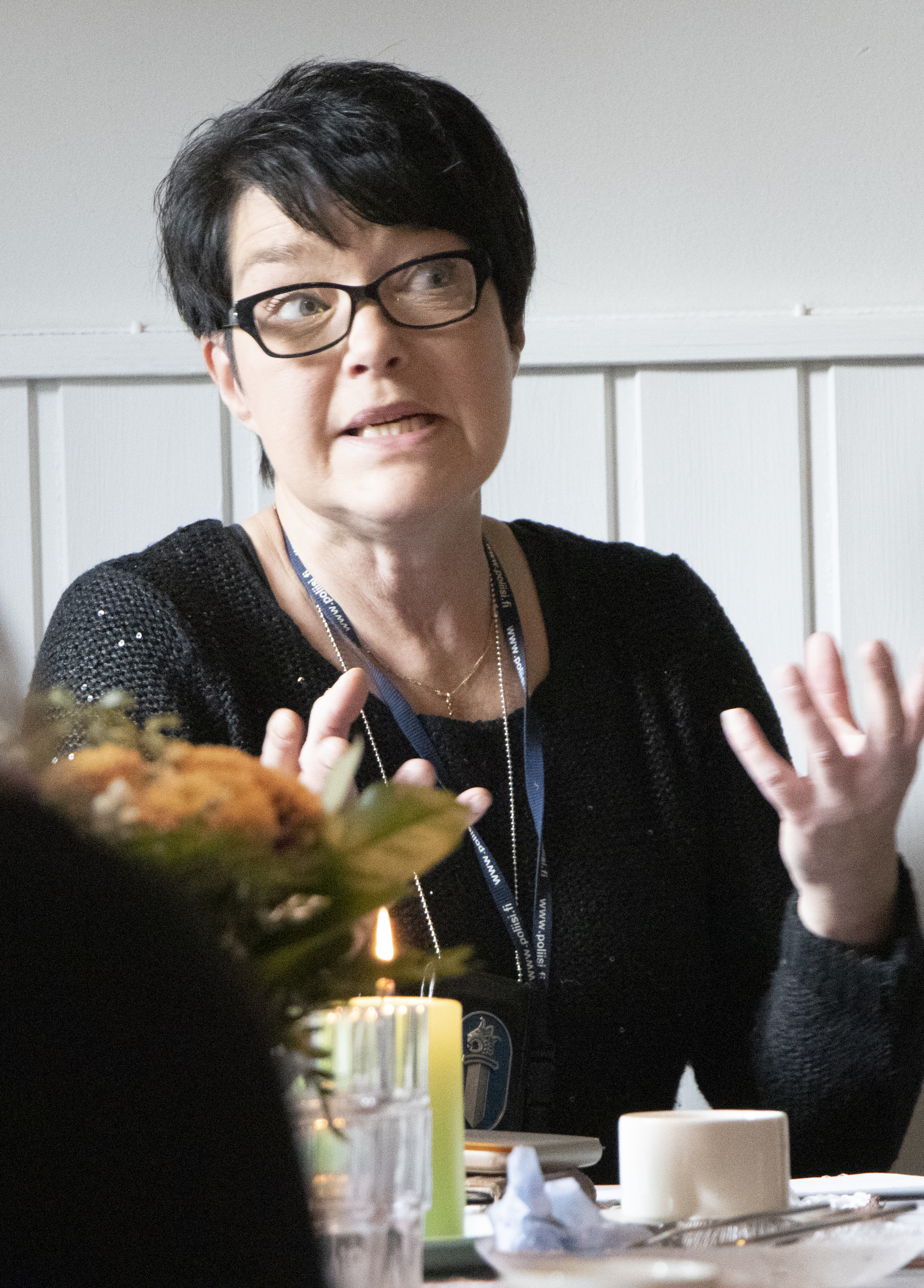 Rikosylikonstaapeli  Irmeli Korhonen peräänkuuluttaa vanhempien vastuuta lapsistaan. 