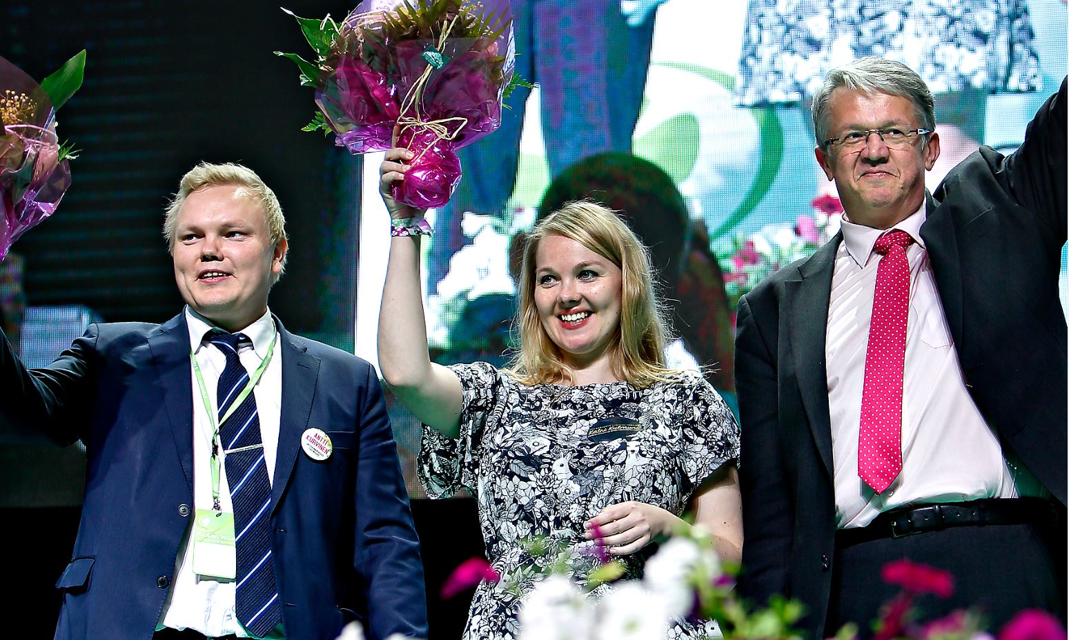 Keskustan varapuheenjohtajiksi valittiin Antti Kurvinen (vas.), Katri Kulmuni sekä Juha Rehula.