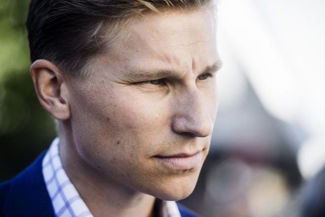 Oikeusministeri Antti Häkkänen (kok.) lähettää tilaamansa positiivisen luottotietorekisterin selvityksen lausuntokierrokselle. KUVA: Ella Kiviniemi