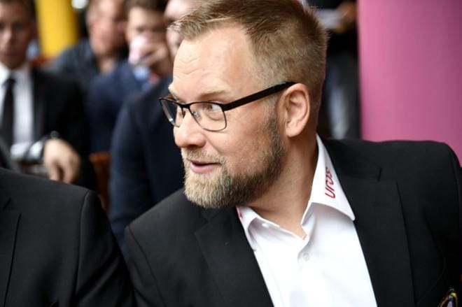 Mikko Manner juhli SM-kultaa heti ensimmäisellä päävalmentajakaudellaan.