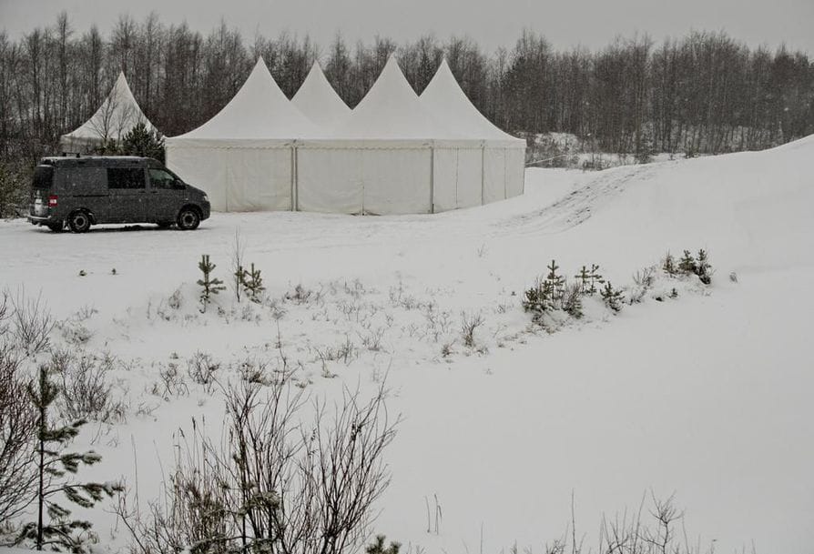 Epäilly ovat kiistäneet tahallisen henkirikoksen. Kaksi heistä on kertonut siirtäneensä ja kätkeneensä ruumiin maastoon Oulun pohjoispuolelle teon jälkeen.