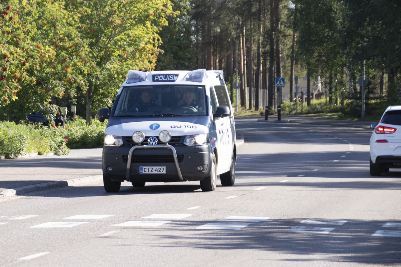Poliisi etsii silminnäkijöitä.