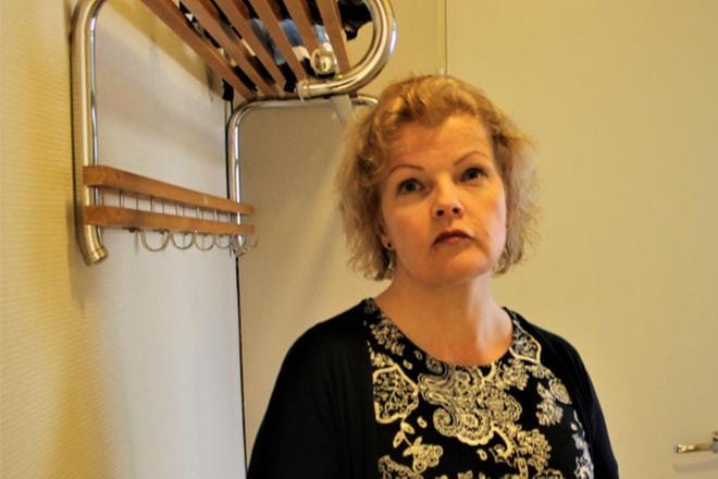 Kaskisten kaupunginjohtaja Minna Nikander toivoo, että kahden eri leirin päättäjät löytävät toisensa. KUVA: LOTTA KALLIO