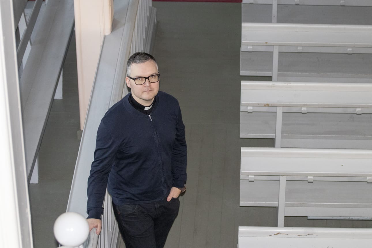 Matias Muhola on aloittanut motivoituneena työnsä Tyrnävän seurakunnan uutena kirkkoherrana. Sunnuntaina on luvassa juhlallisuudet, kun piispa asettaa hänet virkaan.