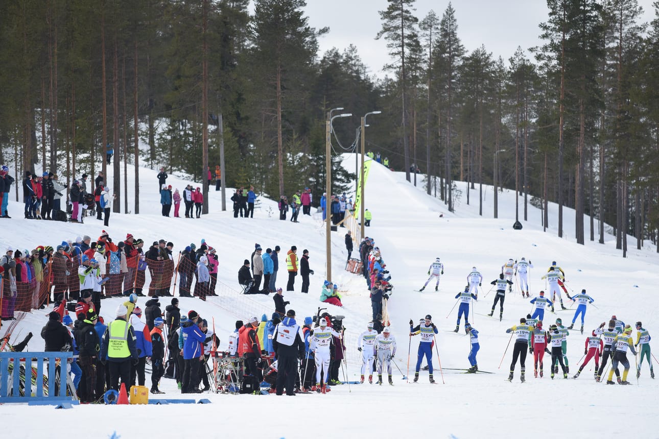 Parisprinttikisassa riitti säpinää.