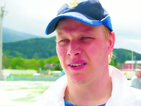 Lasse Kukkonen aloitti A-maajoukkueessa arvokisauransa keväällä 2005 MM-kisoissa Innsbruckissa.
