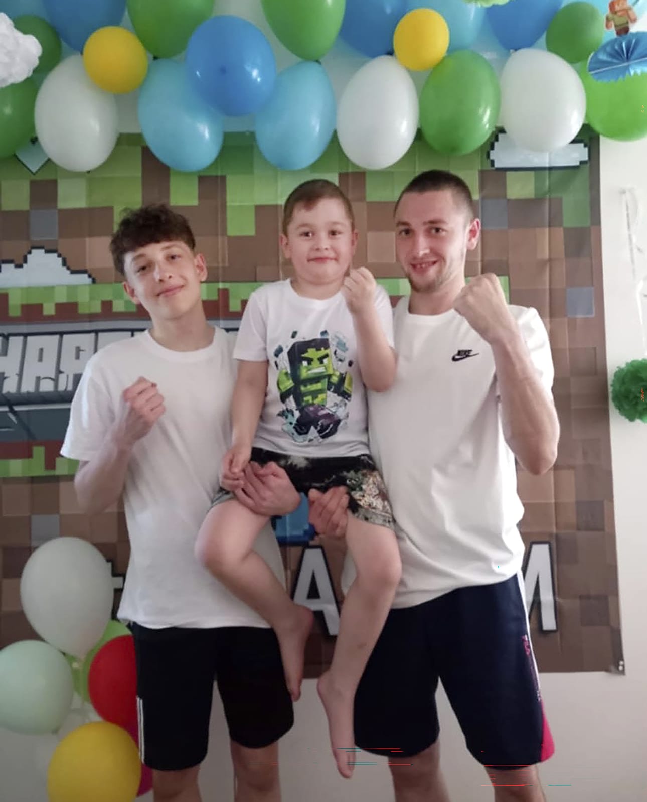 Natalia on Vitalin, Sergein ja Maksim äiti.