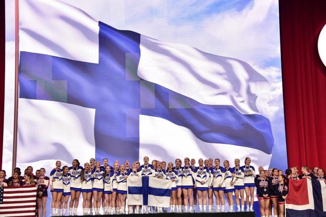 Suomi voitti cheerleadingin maailmanmestaruuden Orlandossa Floridassa.
