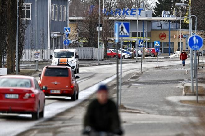 Ilmajoen kunnan keinovalikoimassa ei ole tänä vuonna henkilöstön irtisanomisia tai lomautuksia, lupaa kunnanjohtaja Seppo Pirttikoski. Kunnan käyttötalous on kuitenkin muiden kuntien tapaan tiukassa seurannassa. KUVA: TOMI KOSONEN
