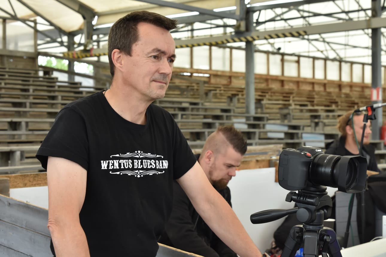 Ahkerimpina aikoina Esa Kankaala on saattanut ladata nettiin videoita päivittäin.