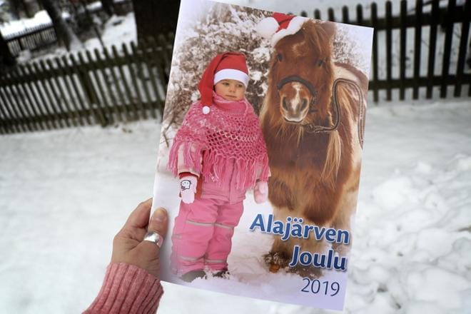 Alajärven Joulu -lehti on ilmestynyt. Sen päätoimittajana on ollut Riitta-Liisa Lahti, kannen kuvan on ottanut Paavo Pajala. KUVA: JOHANNA KATAJA