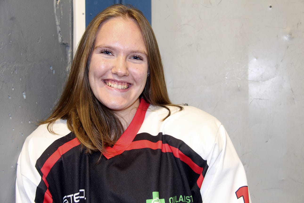 Oulaistelainen Daria Molchun niittää mainetta kiekkoilijana.