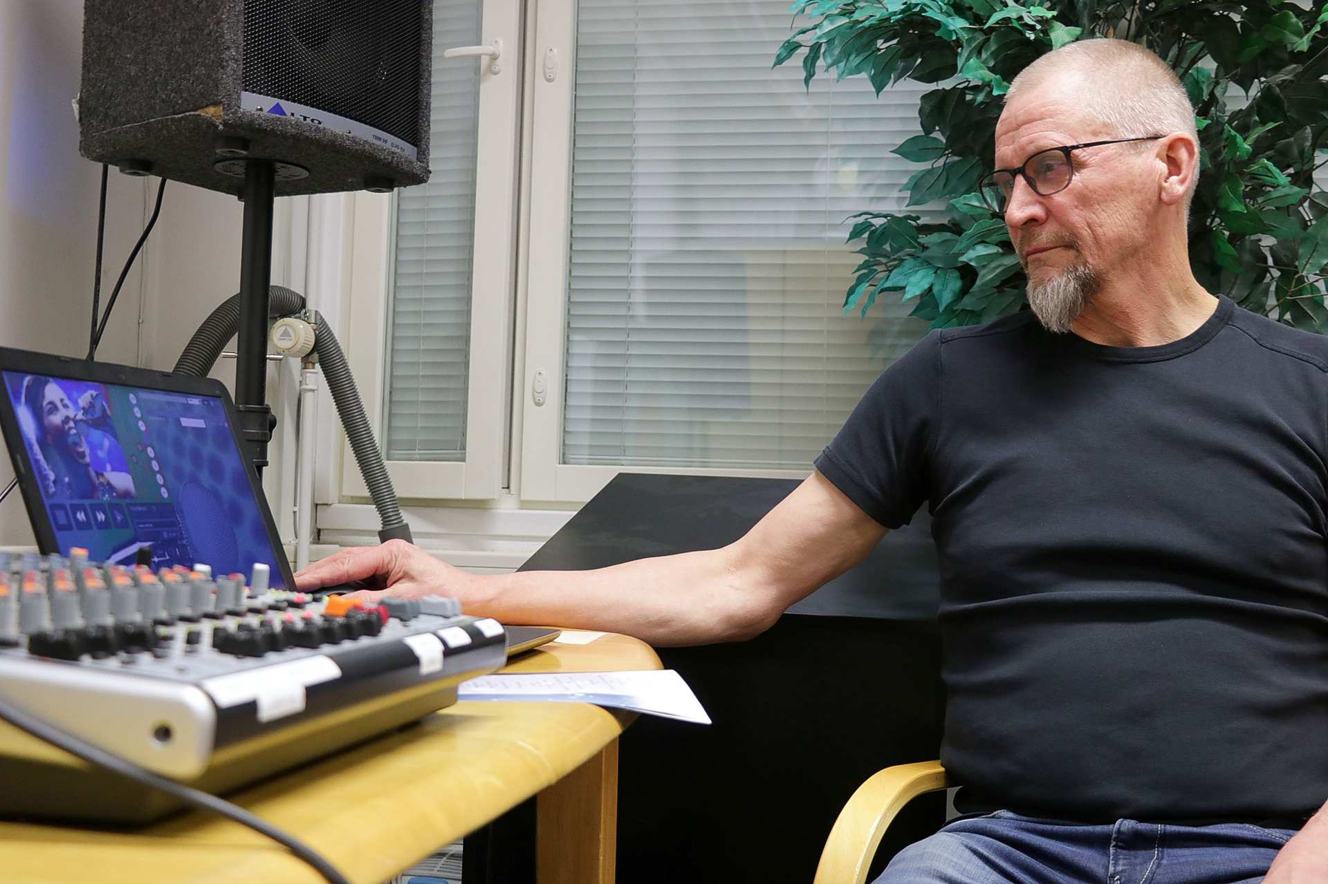 Tapani Sipilän unelma tehdä hyvää lapsiperheiden tueksi on toteutumassa. Hyväntekeväisyyskonsertin tuotto jaetaan paikkakunnalla apuatarvitseville perheille.