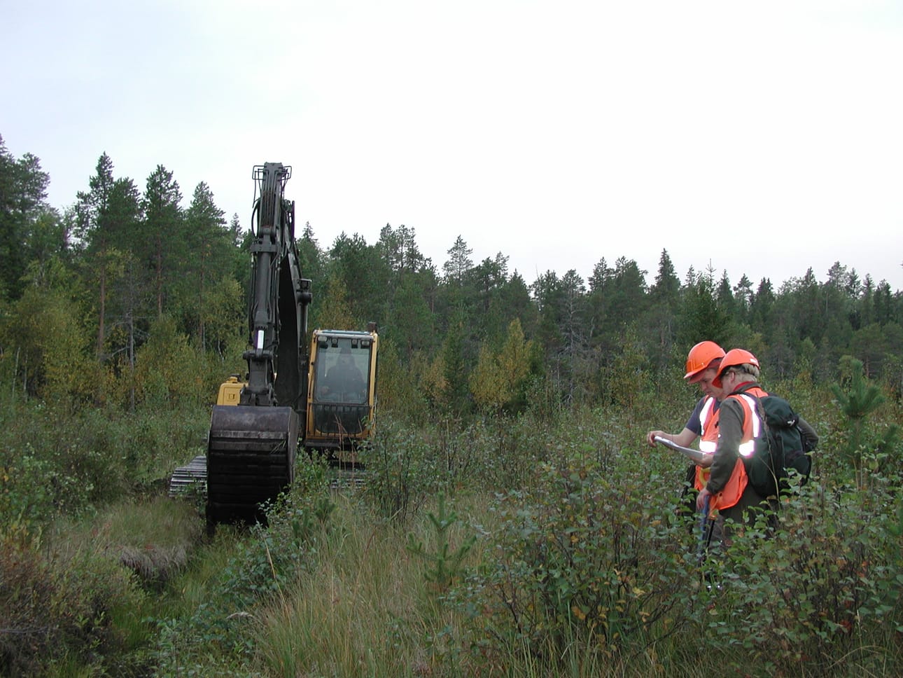 Suo-ojaa täytettiinTervolan Keskipalonjängällä vuonna 2014.