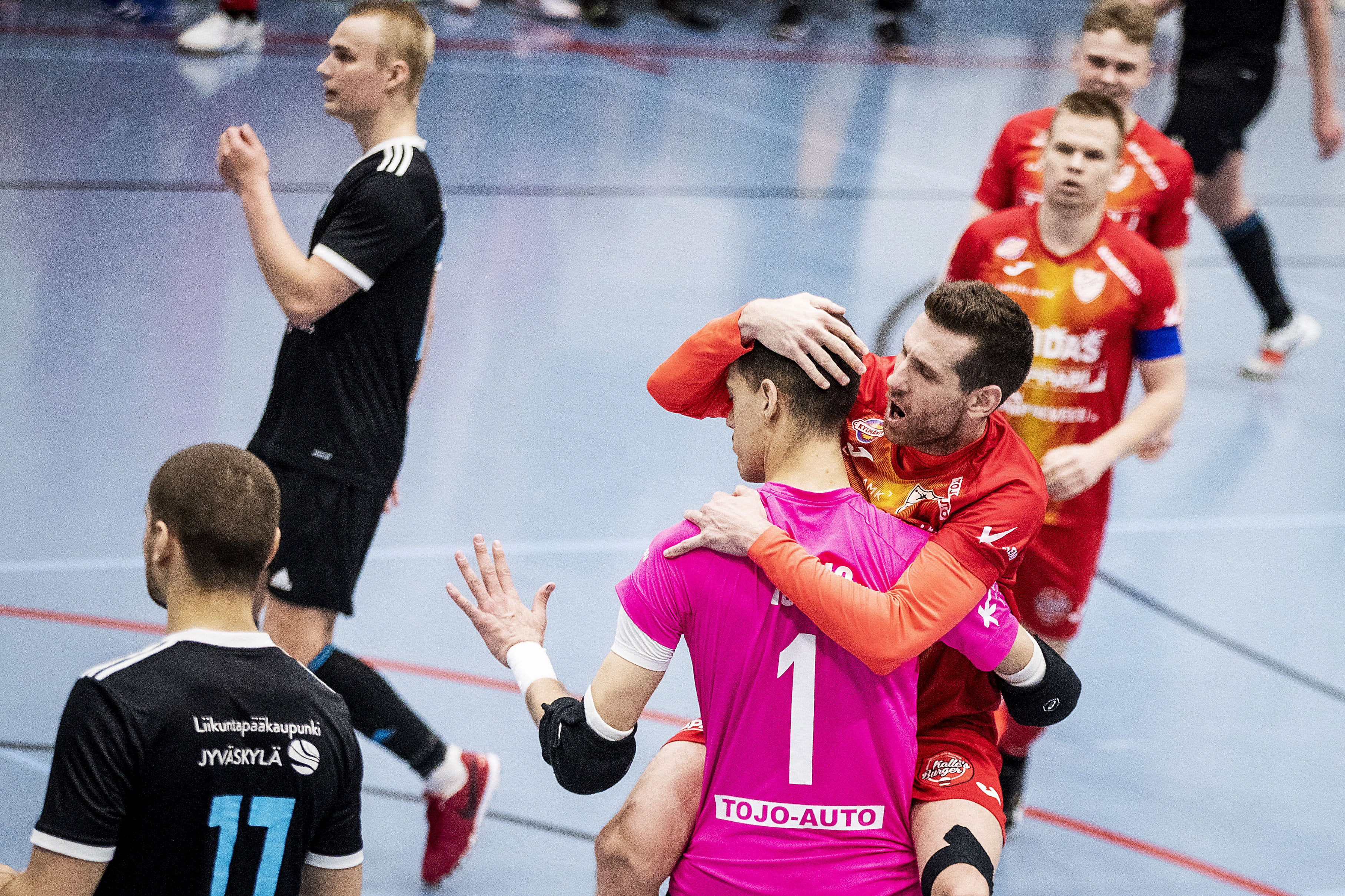 Maalivahti Slobodan Tomic vapautti osumallaan FC Kemin piinasta