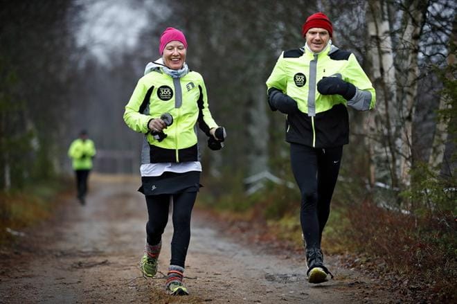 Arvalla mukaan päässeet kauhajokelaiset Iina ja Mika Puskalan joutuivat keskeyttämään rankan ultrajuoksun Kreikassa. Arkistokuva: Tomi Kosonen