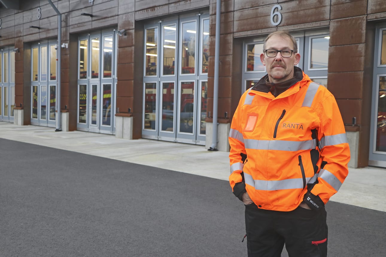 Mikko Rannan yritys on rakentanut muun muassa Alajärven paloaseman.