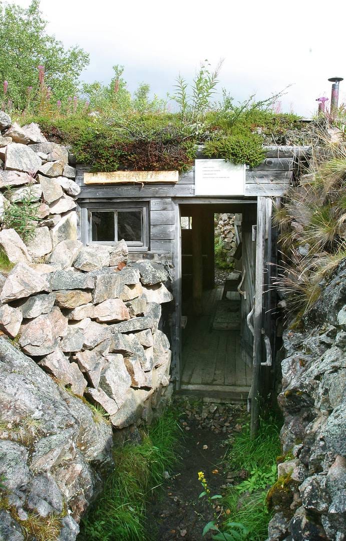 Jämärän linnoitus Karesuvannon poihjoispuolella.
