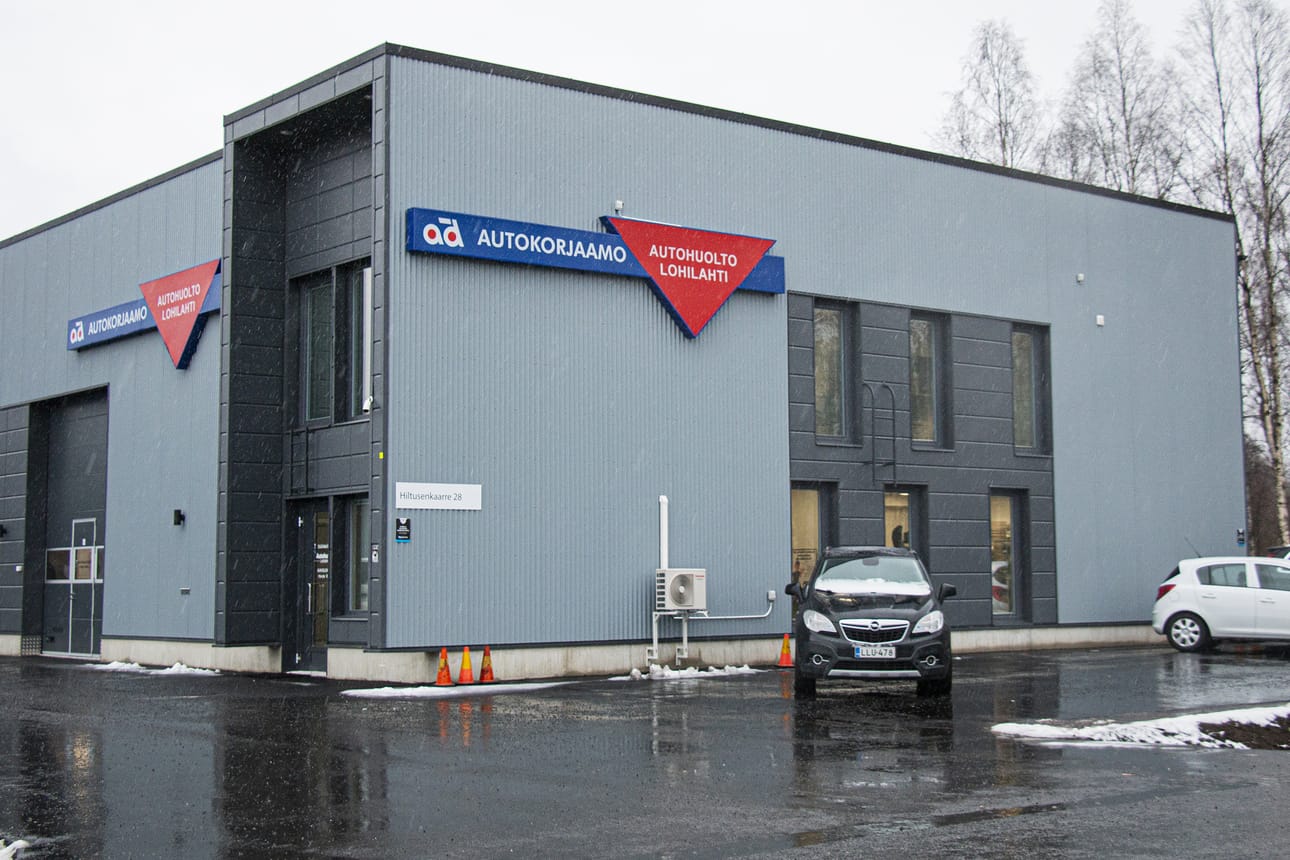Autohuolto Lohilahti sijaitsee Ruskossa.