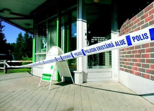 Kun mies ei saanut Kaukovainion pankista rahoja, hän lähti ryöstämään Kastellin pankin.