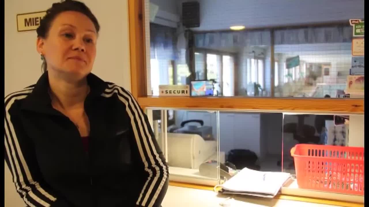 Uimahalli oli treffipaikka, uinnin jälkeen mentiin karkkiostoksille.