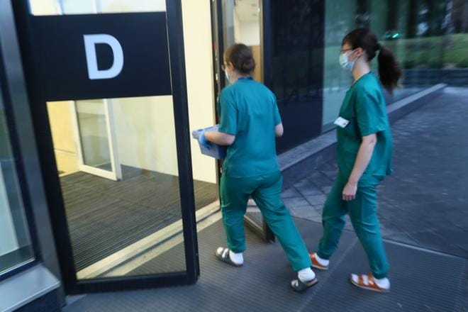 Rokotukset käynnistyivät Suomessa sunnuntaina Helsingissä ja ovat tämän viikon aikana laajentuneet muualle maahan. KUVA: Mauri Ratilainen