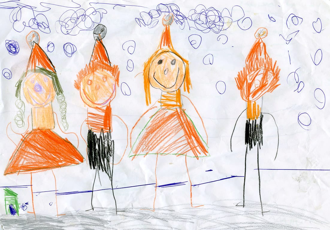 Tänään avataan Iijokiseudun Pikkutontun joulukalenterin toinen luukku. Kalenterikuvan piirtänyt Vilma Kemppainen, 4,5 v., kertoo, että kuvassa on tonttuperhe. Vilma kertoo tonttuperheen toimista näin: ”Tontut kattelee ikkunasta. Tontut syö puuron, sitten menevät lapsien luo. Ne on jo talossa Korvatunturissa ja tekevät paljon lahjoja. Ja sitten ne menevät lapsien taloon antamaan lahjoja. Sitten ne menevät takaisin Korvatunturille. Sitten ne menevät kattomaan uuelleen lapsia.” Iijokiseudun Pikkutontun joulukalenterissa aukeaa uusi luukku Iijokiseudun nettisivuilla joka päivä aina jouluaattoon saakka. Hyvää joulunodotusta kaikille Iijokiseudun lukijoille!