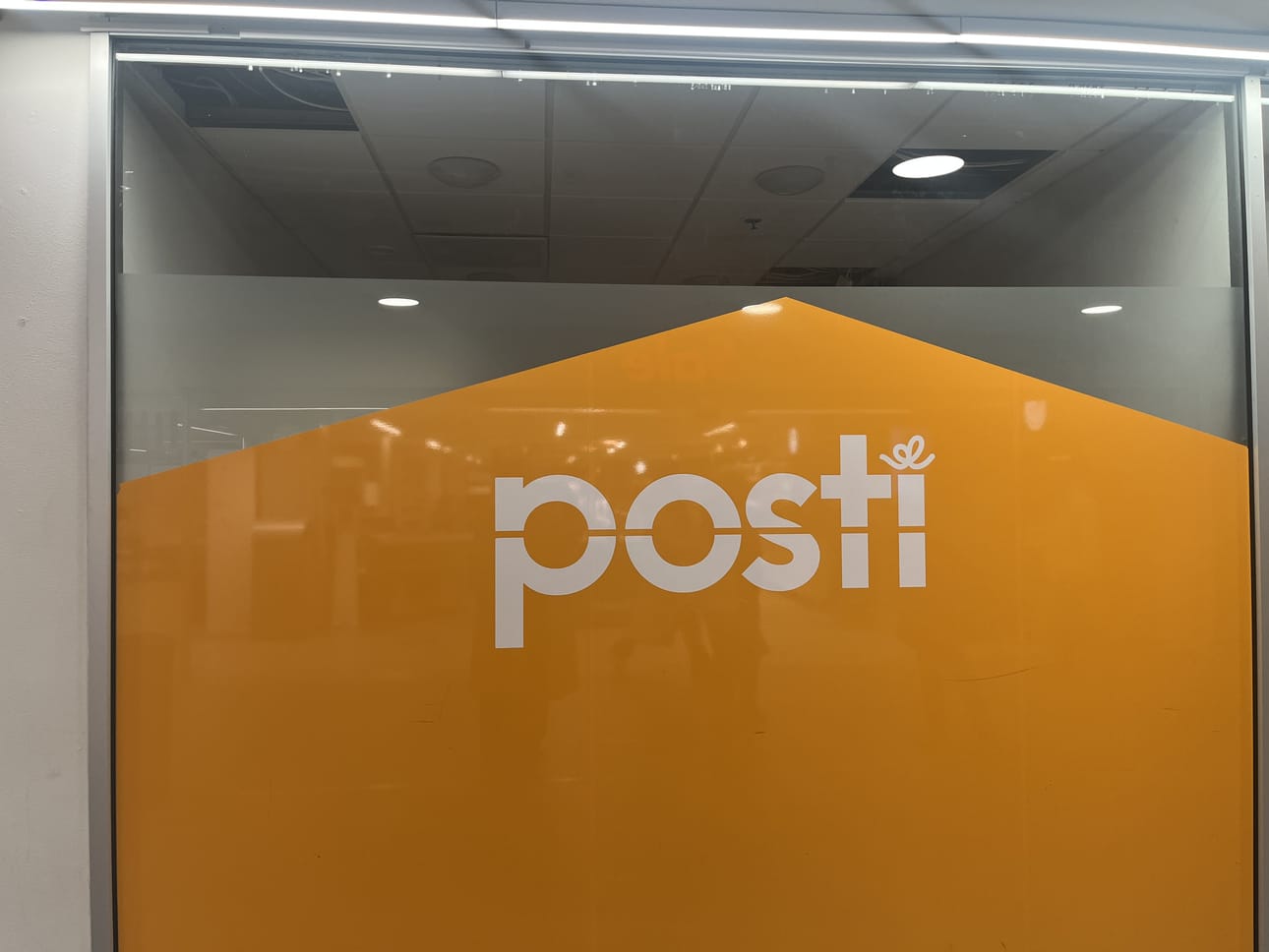 Sale Rewellin Posti on keskustan viimeinen täyden palvelun postipiste.