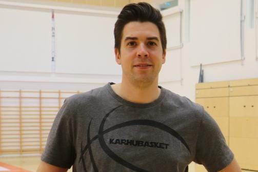 Janne Koskimies jatkaa Karhu Basketin päävalmentajana. KUVA: ANTTI VAINIO/ARKISTO